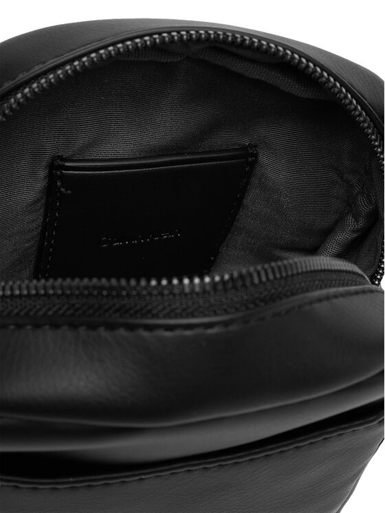 Calvin Klein Crossover torbica Calvin Klein Bold Ck Slim Reporter LV04D3279G Crna