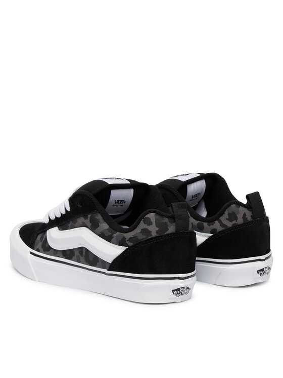 Vans Tenis superge Vans Knu Skool VN000Z8XBLK1 Črna