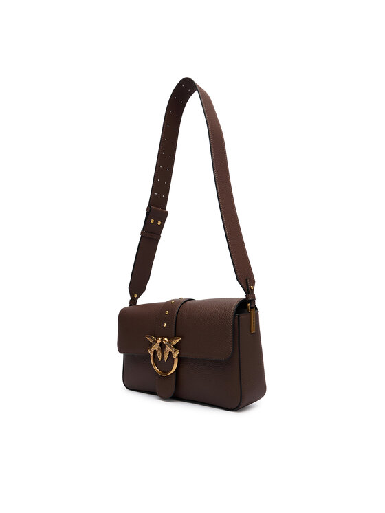 Torebka listonoszka widoczna pod kątem z przodu, z ułożonym paskiem.