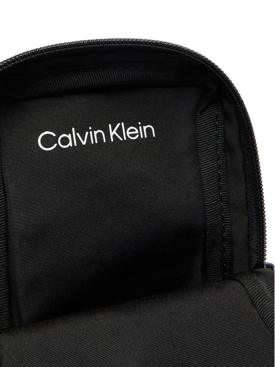 Calvin Klein Geantă crossover Calvin Klein Utility Emblem Phone Crossbody LV04D1192G Negru