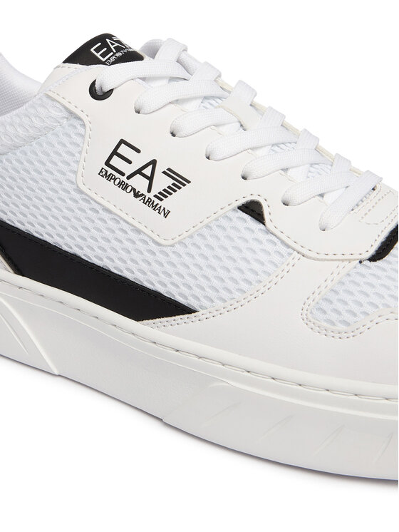 EA7 Emporio Armani Снікерcи EA7 Emporio Armani 7X000650 AF23102 MZ021 Білий