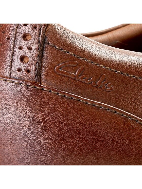 Clarks Κλειστά παπούτσια Clarks Gabson Walk 261046377 Καφέ
