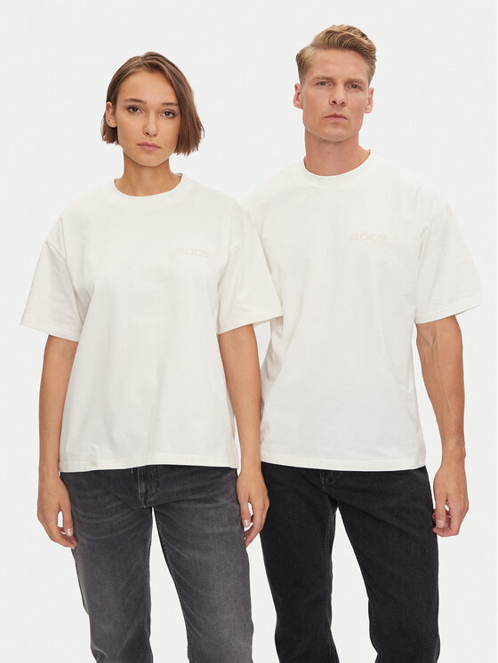 2005 2005 T-shirt Unisex Uniform Écru Loose Fit
