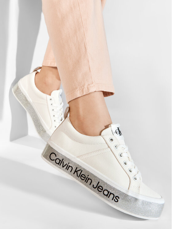 Calvin Klein Jeans Snīkeri Calvin Klein Jeans Flatform Vulcanized 3 YW0YW00491 Balts