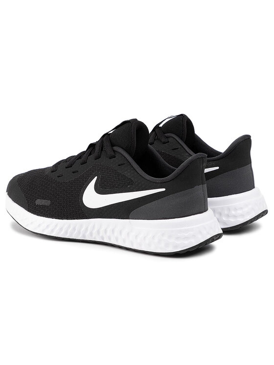 Nike Bežecké topánky Nike Revolution 5 (GS) BQ5671 003 Čierna