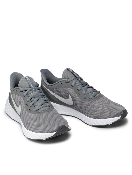 Nike Běžecké boty Nike Revolution 5 BQ3204 005 Šedá