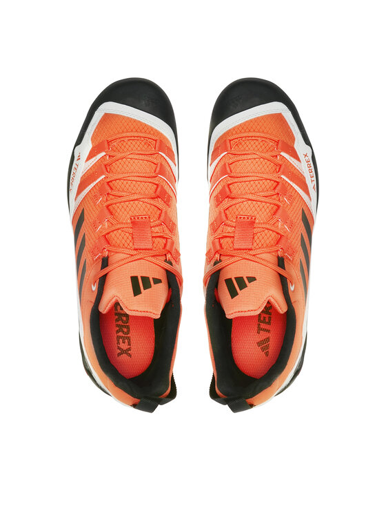 adidas Snīkeri adidas Terrex Swift Solo 2 IE6902 Oranžs