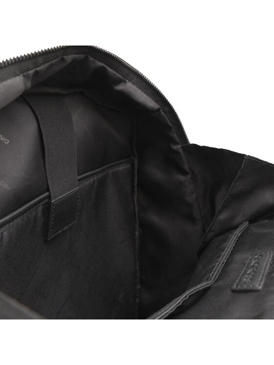 GINO ROSSI Раница Gino Rossi GIN-M-06-A23 Черен