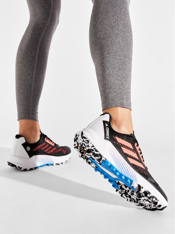 adidas Взуття для бігу adidas Terrex Agravic Flow 2 W H03190 Чорний