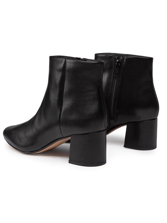 Clarks Īsie zābaki Clarks Sheer Flora 2 261551124 Melns