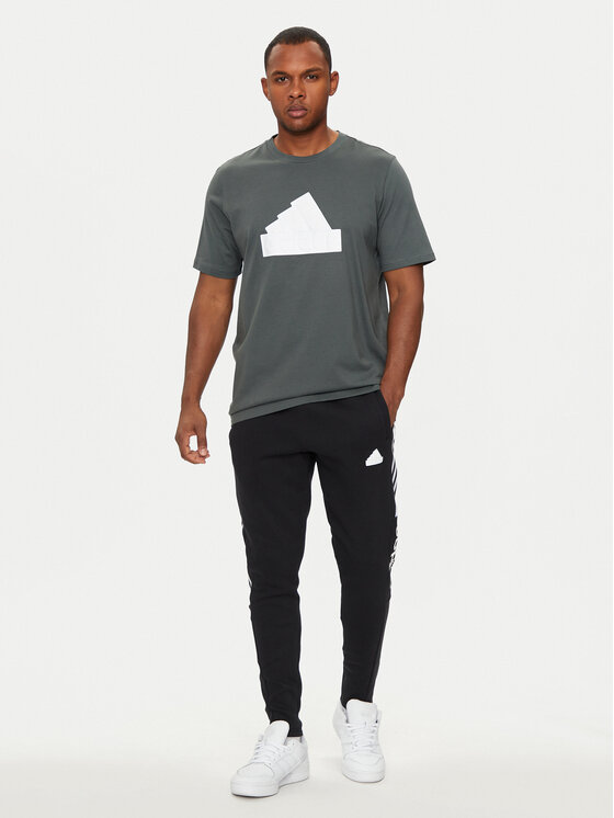 adidas adidas Majica Future Icons Badge of Sport IZ1623 Zelena Regular Fit