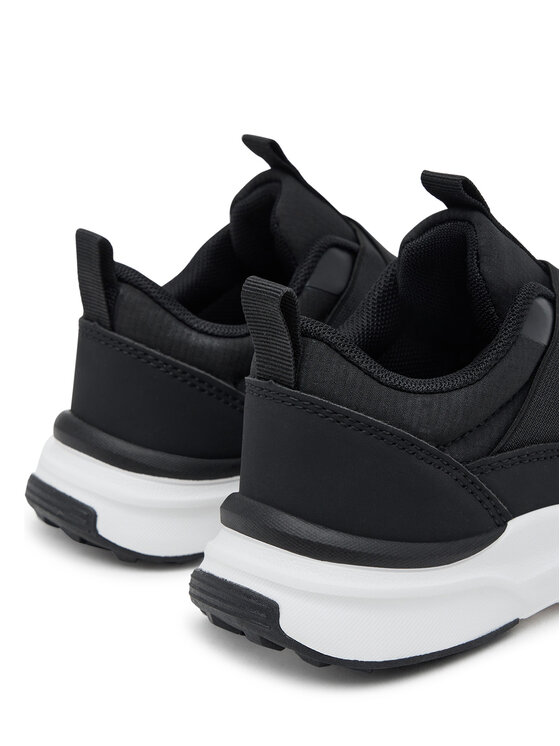 Calvin Klein Sneakersy Calvin Klein Low Cut Sneaker V3X9-83172-1845 S Černá