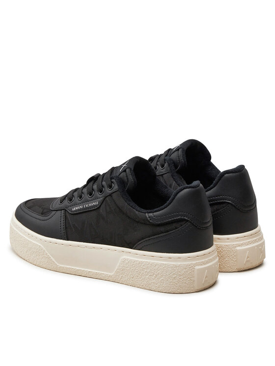 Armani Exchange Sneakersy Armani Exchange XUX196 XV905 00002 Čierna