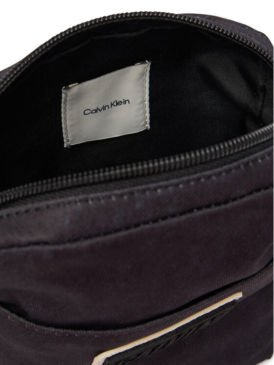 Calvin Klein Мъжка чантичка Calvin Klein Ssnl Graphic Reporter LV04D3627G Черен