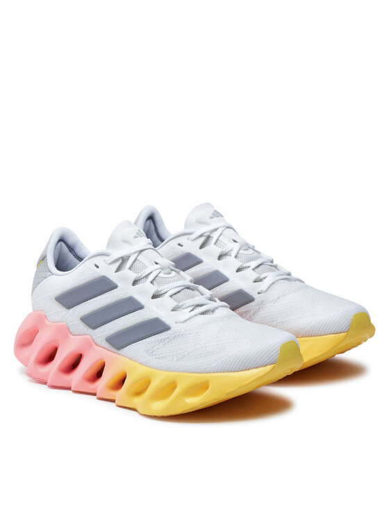 Buty do biegania adidas Switch Fwd 2 IF9187 Biały | Eobuwie.com.pl
