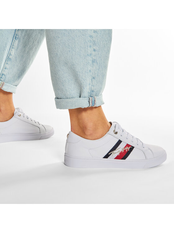 Tommy Hilfiger Laisvalaikio batai Tommy Hilfiger Signature Cupsole Sneaker FW0FW05224 Balta