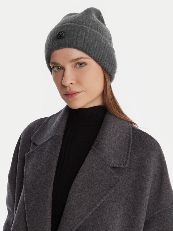 Calvin Klein Kapa Calvin Klein Emblem Brushed LV04D8067G Siva