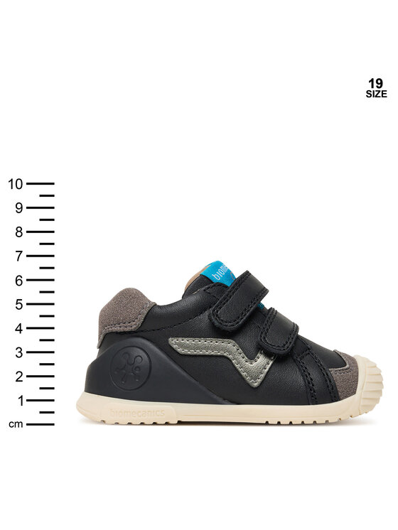 Biomecanics Sneakersy Biomecanics 251123 Čierna