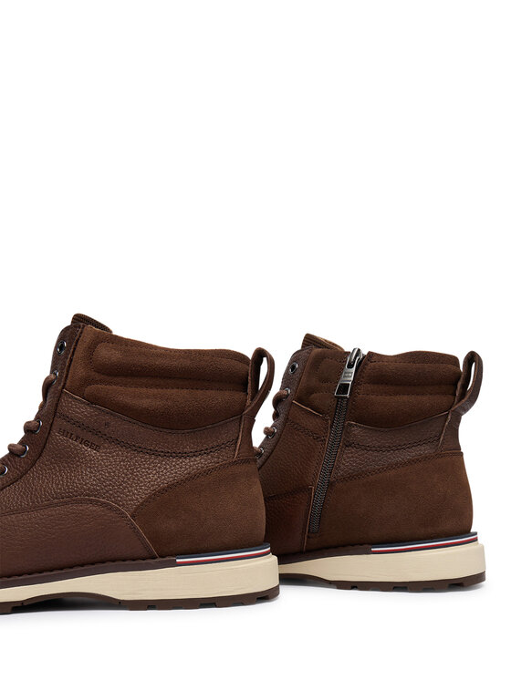 Tommy Hilfiger Šnurovacia obuv Tommy Hilfiger Corporate W FM0FM05606 Hnedá