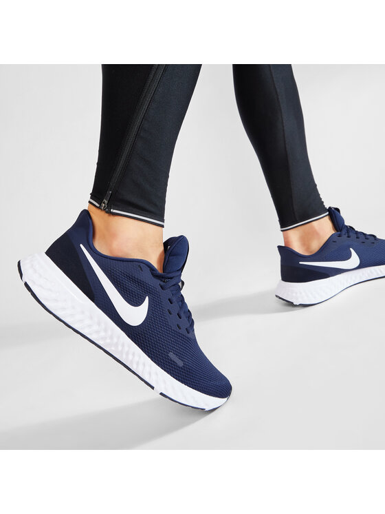 Nike Běžecké boty Nike Revolution 5 BQ3204 400 Tmavomodrá