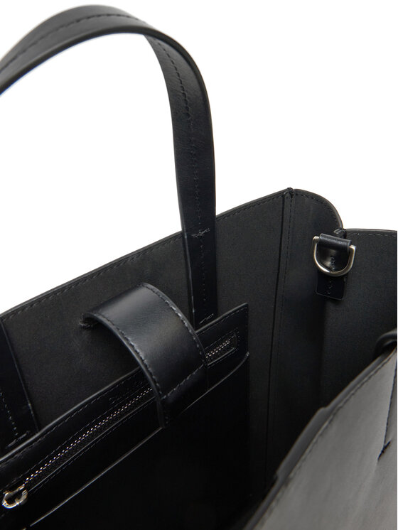 Calvin Klein Soma Calvin Klein Line Lthr Mini Tote 32 LV04F3002G Melns