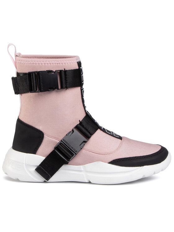 Kendall + Kylie Сникърси Kendall + Kylie Nemo Розов