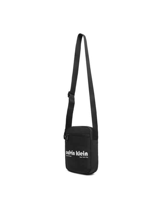 Calvin Klein Geantă crossover Calvin Klein LV04G3180G Negru