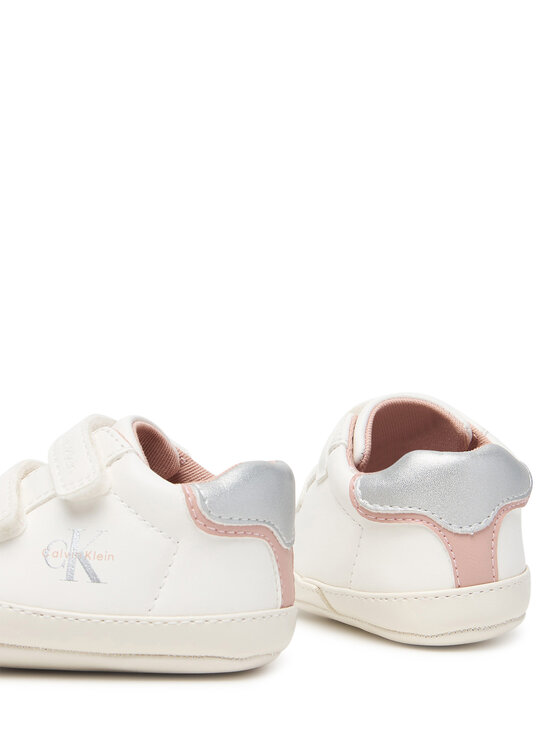 Calvin Klein Sneakersy Calvin Klein V0A9-83380-1582 Krémová