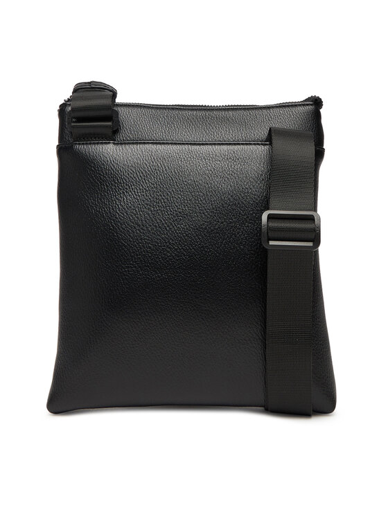 Armani Exchange Saszetka Armani Exchange XM001603 AF17205 MC105 Czarny