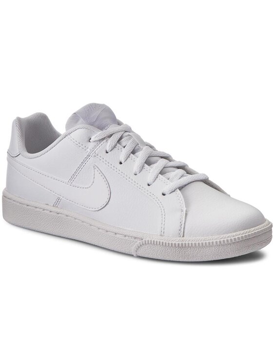 Nike Снікерcи Nike Court Royale 833535 102 Білий