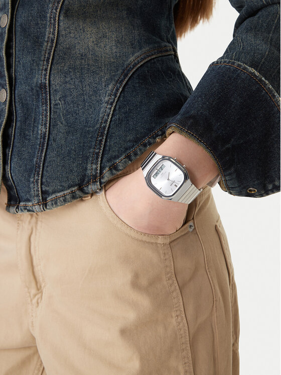 Casio Годинник Casio AQ-240E-7AEF Срібний