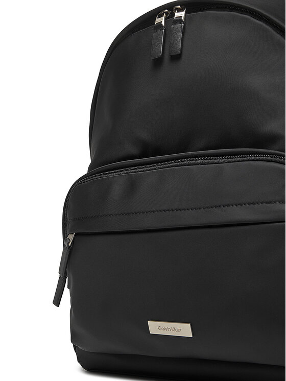 Calvin Klein Plecak Calvin Klein Sleek Round Backpack LV04D3143G Czarny