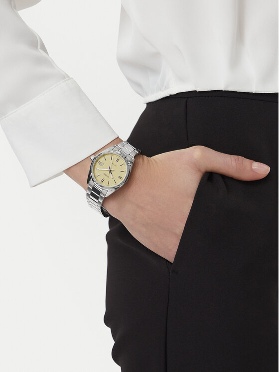 Casio Uhr Casio UTP-1302PD-9AVEF Silberfarben
