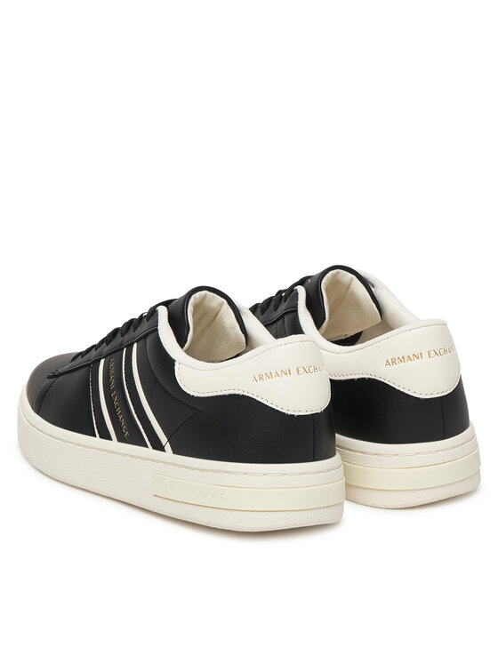 Armani Exchange Снікерcи Armani Exchange XW002231 AF21421 MC024 Чорний