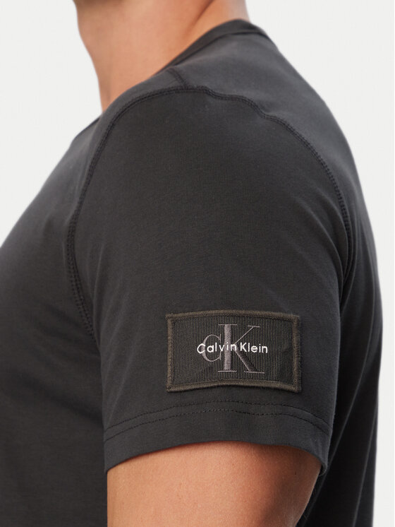Calvin Klein Jeans Calvin Klein Jeans Póló LV04RJ206G Sötétbarna Regular Fit