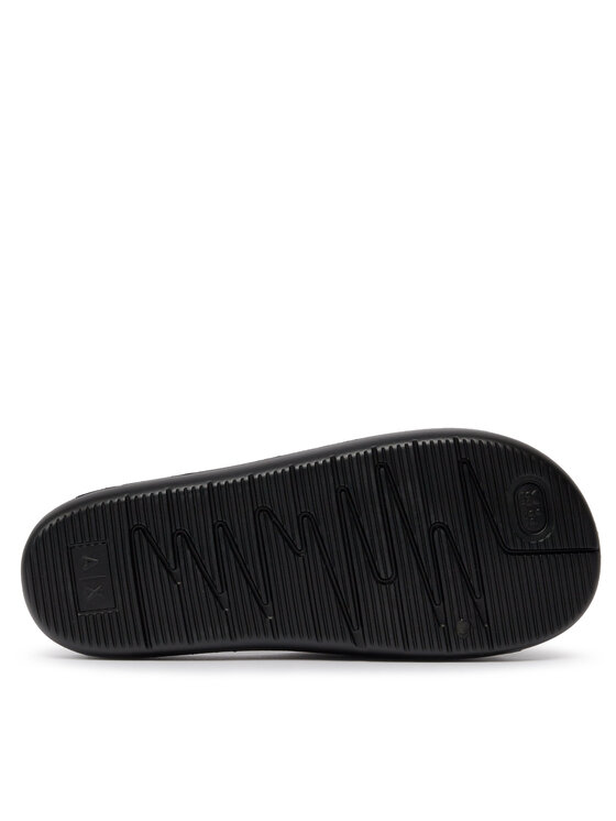 Armani Exchange Natikači Armani Exchange XUP012 XV675 S277 Črna