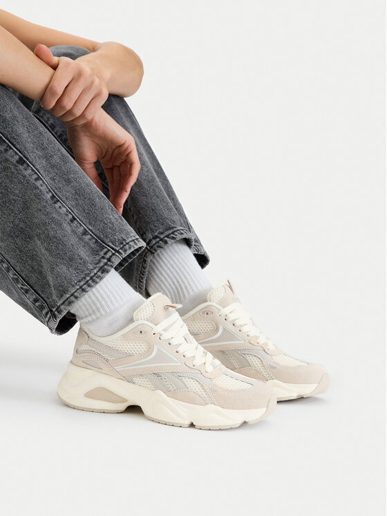 Reebok Снікерcи Reebok C-CHARGE AR30246WCCC Кремовий