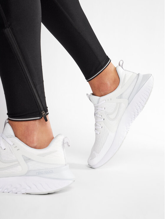 Nike Buty do biegania Nike Legend React 2 AT1368 100 Biały