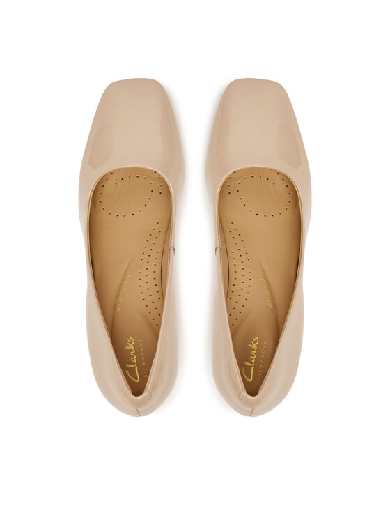 Clarks Туфлі Clarks Fernie Court 26183034 Світло-бежевий