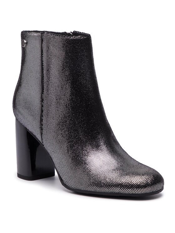 Tommy Hilfiger Členková obuv Tommy Hilfiger Shiny Metallic Suede Bootie FW0FW03695 Strieborná