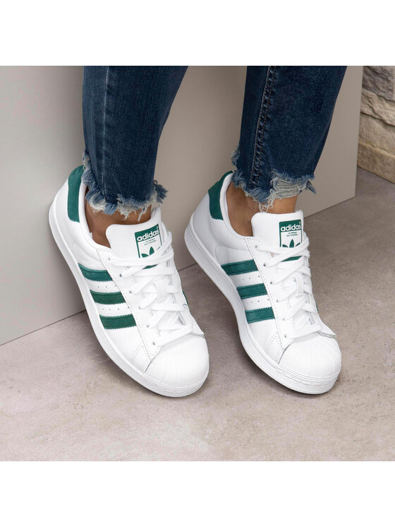 adidas Sneakersy adidas Superstar EE4473 Biela