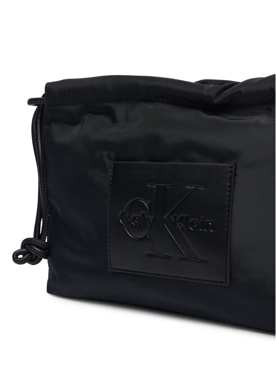 Calvin Klein Kabelka Calvin Klein LV04F3871G Černá