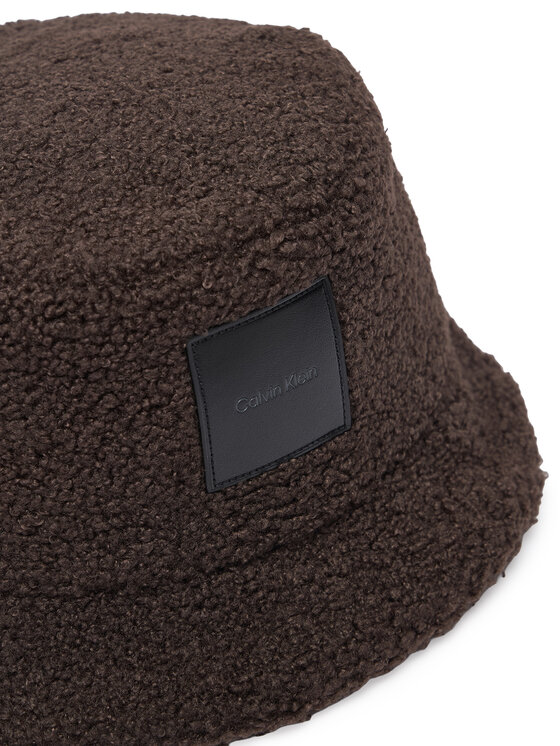Calvin Klein Kalap Calvin Klein All-Over Sherpa W/ Patch Bucket LV04F5097G Sötétbarna