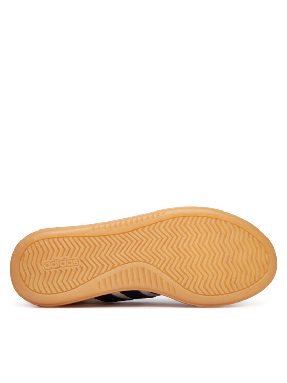 adidas Снікерcи adidas Barreda Decode JP6729 Кремовий