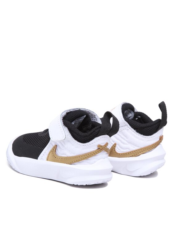 Nike Sneakersy Nike Team Hustle D 10 (Td) CW6737 002 Černá