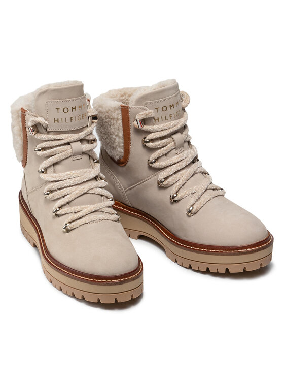 Tommy Hilfiger Bakancs Tommy Hilfiger Th Outdoor Flat Boot FW0FW05944 Bézs