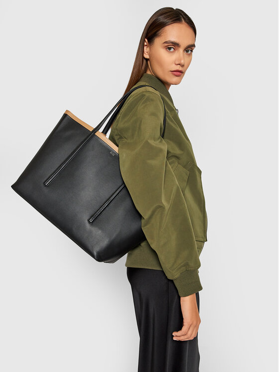 BOSS Torbica Boss Taylor Shopper 50455758 Crna