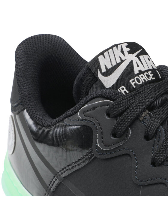 Nike Tenisice Nike Air Force 1 React LV8 CV2218 001 Crna