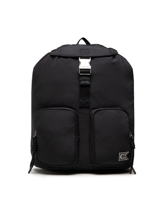 Calvin Klein Jeans Mochila Calvin Klein Jeans Feminine Nylon Flap Bp30 K60K608820 Negro