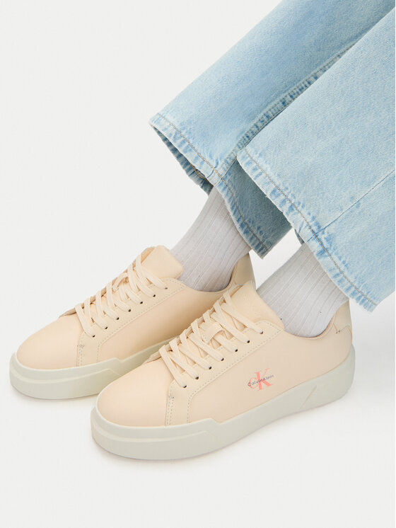 Calvin Klein Sneakersy Calvin Klein Chunky Cupsole Laceup Lth Ml YW0YW01947 Kremowy